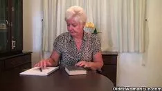 Oynat Olgun sluts filme süre Mastürbasyon