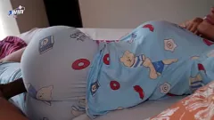Play Father's Girlfriend Shares Bed and Gets Fucked in Threesome