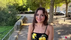 Reproduzir Experiência anal intensa da italiana Vixen Valentina Bianco com um amante francês