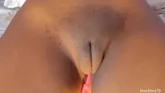 تشغيل SexyStacy7 جلسة منفردة حميمة: متعة الهواة والتعرض للبوس الوردي