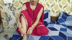 Afspelen Hot Indian Bhabhi's verboden late nacht ontmoeting met haar Dever