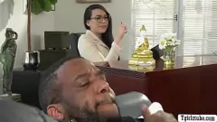Jouer Le psychiatre en T-Girl est analé par le patient: Micah Martinez et Kasey Kei